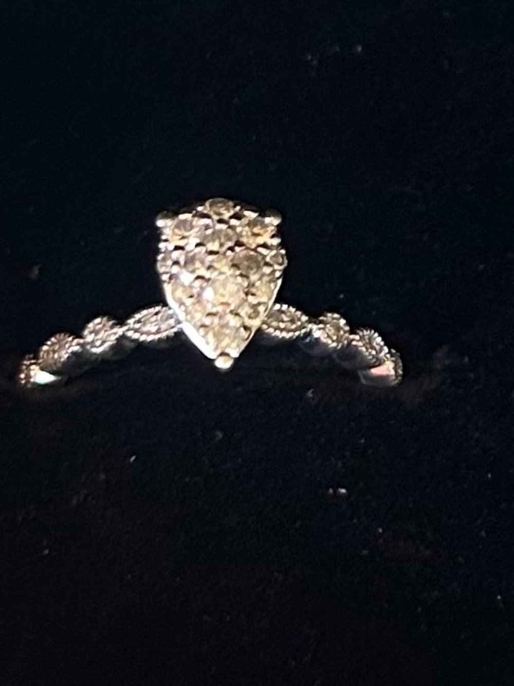 Lab diamonds engagement solitaire halo , accent top 925 silver